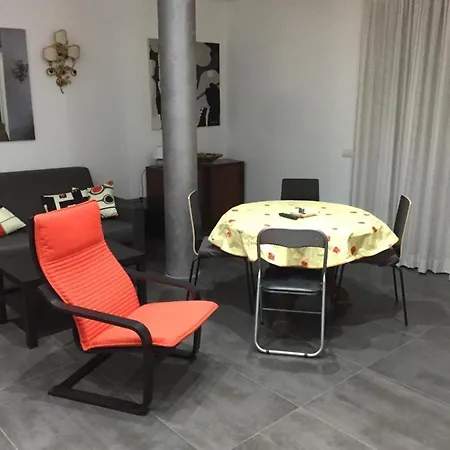 Pizzofalcone home-2